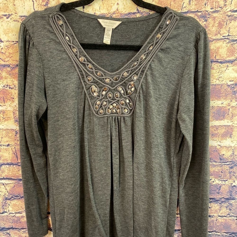 Three Seasons Maternity top